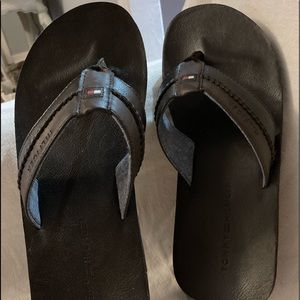 Mens Tommy Hilfiger black leather flip flops